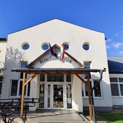 Általános Iskola Pusztadobos