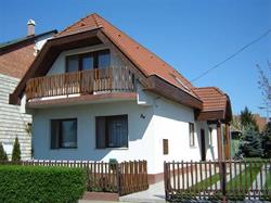 Lénárt Apartmanok
