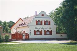 Napvirág-Ház