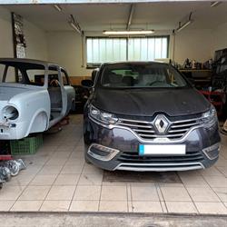 Renault,Dacia Szervíz Mol-Kom-Autó Kft.