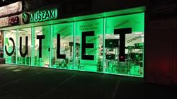 Outlet-Műszaki