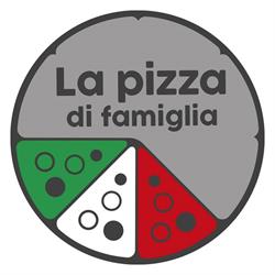 La pizza di famiglia Pizzaszelet Bár