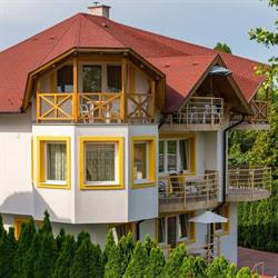 Csernai Villa és Apartman ház