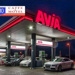 M0 Caffe & Motel