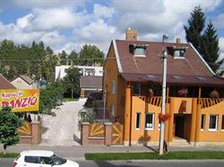 Napsugár Panzió és Kávézó