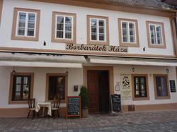 Borbarátok Háza