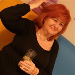Erika Hajvágó Szalon